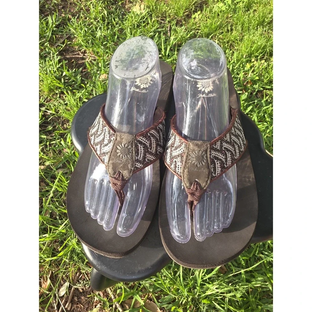 Yellow Box Flip Flops Brown Geometric Sequin Shiny Diagonal Wedge Sandals Pepper - Picture 3 of 9